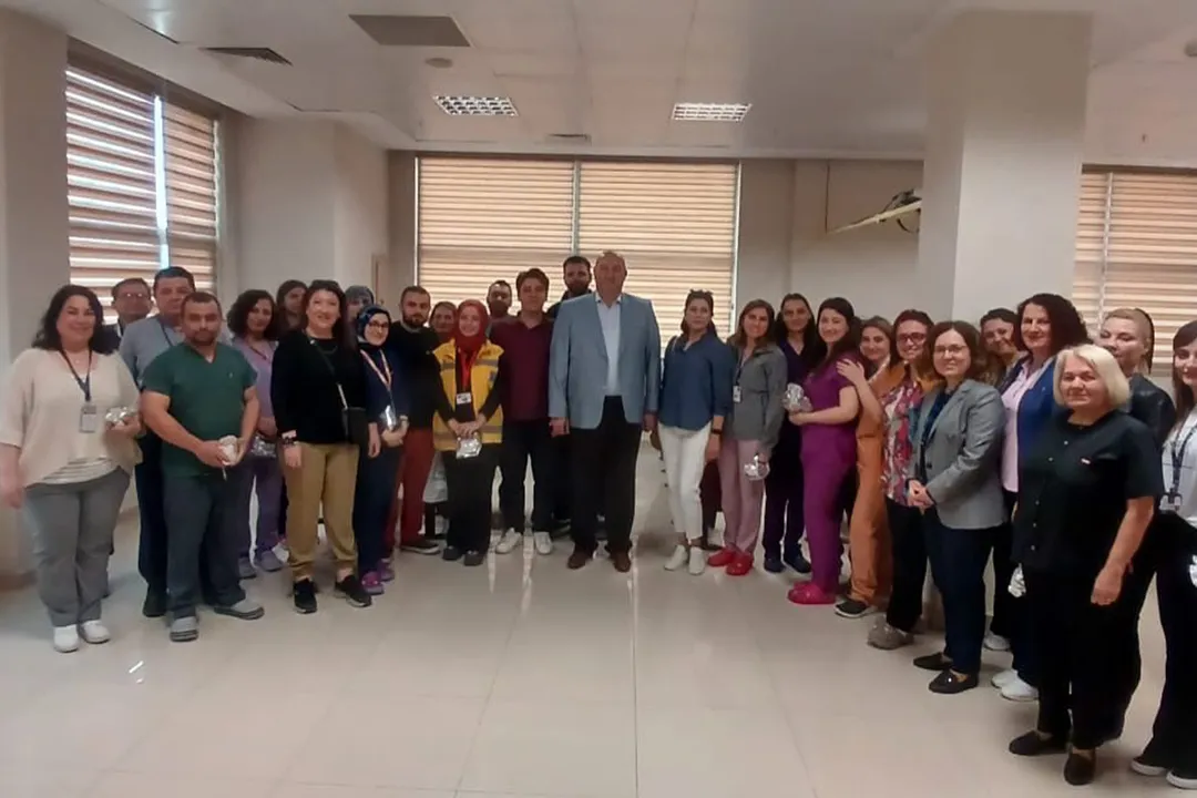 Hemşireler Günü’nde Anlamlı Ziyaret